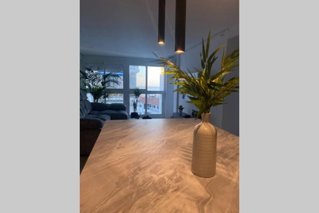 Precioso Apartamento A Estrenar En Centro De 内尔哈 外观 照片