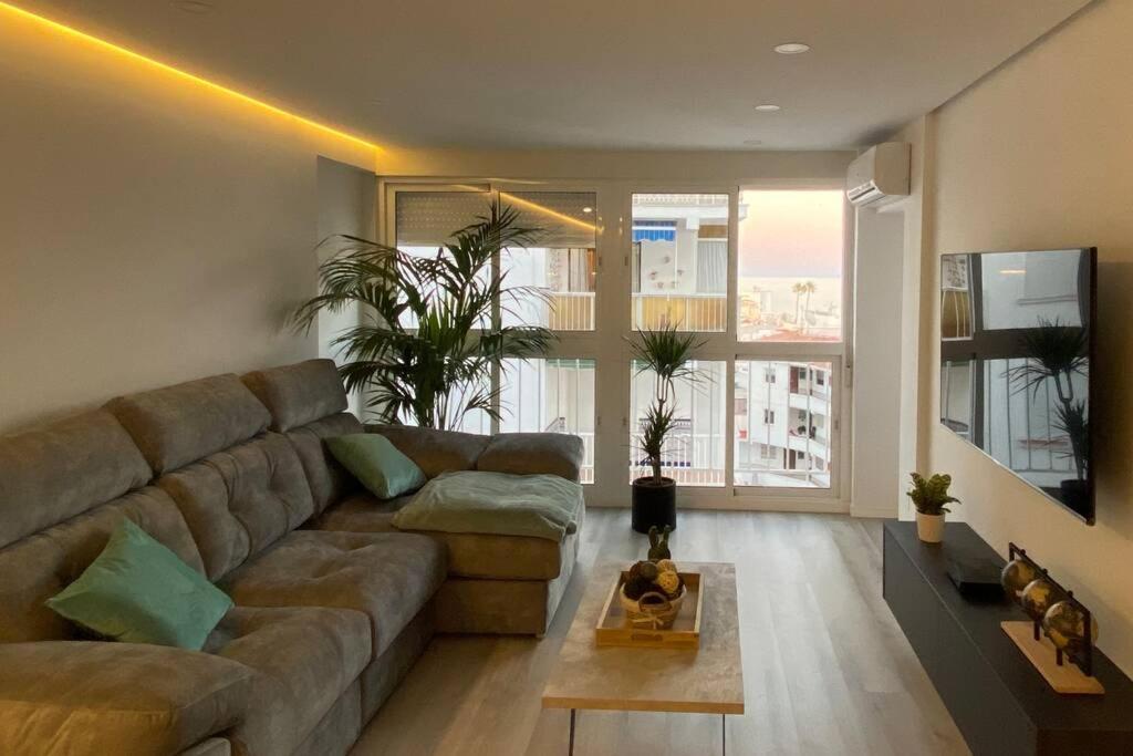 Precioso Apartamento A Estrenar En Centro De 内尔哈 外观 照片